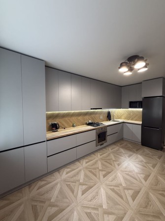 Оренда 1- но кімнатної квартири в Новобудові, р-н ЗАЗ - фото 1