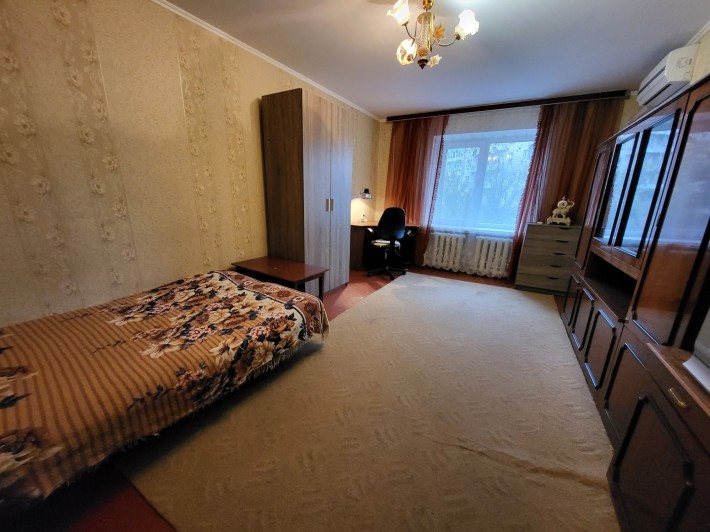 Оренда 1-к., Дарницька площа, вул. К.Калиновського.

Пропонується одно - фото 1