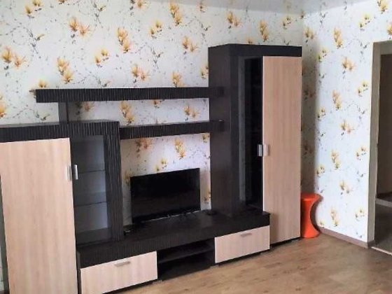 Сдам 2к.квартиру на ж/м Коммунаре