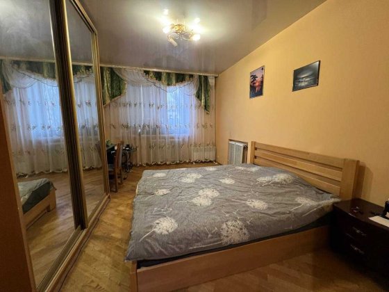 Оренда 3-к. квартири  в Центрі Києва. Вул. Мала Житомирська 10. Київ