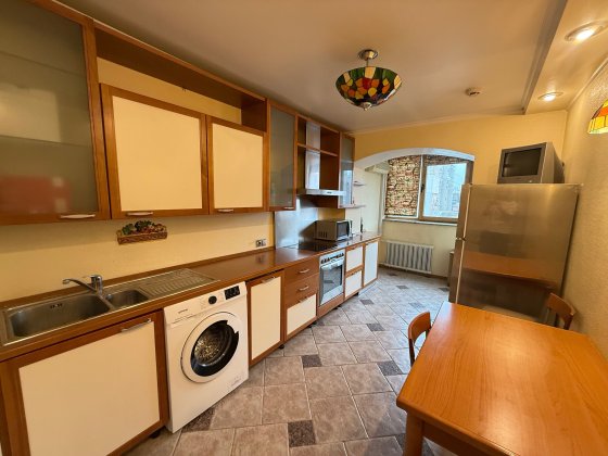 Оренда 1к Велика Васильківська Антоновича 91/14 Палац Україна Голосіїв