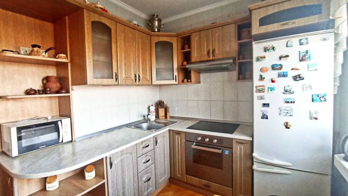 Здається 2 кімнатна квартира вул. Олександра Махова (колишня Жолудєва) - фото 1