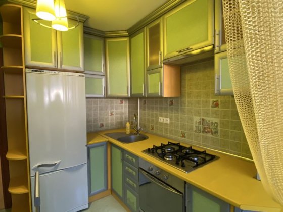 Здається 2 кімнатна з автономним опаленням. Житомир