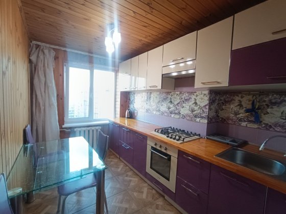 Сдам 2к квартиру  ул.Янтарная Клочко-6 Березинка Капитальный ремонт