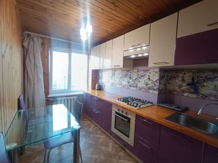 Сдам 2к квартиру  ул.Янтарная Клочко-6 Березинка Капитальный ремонт - фото 1