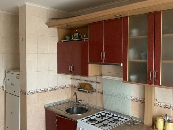 Сдам трехкомнатную квартиру район Рокоссовского Чернигов