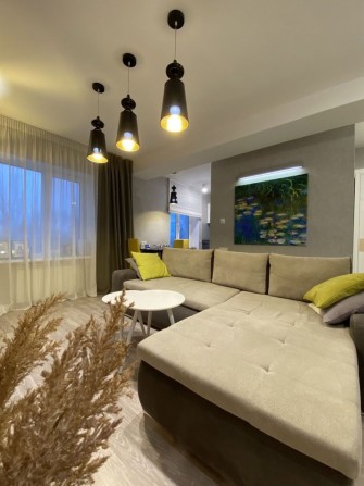 Оренда 3-к квартири на Космосі - фото 1