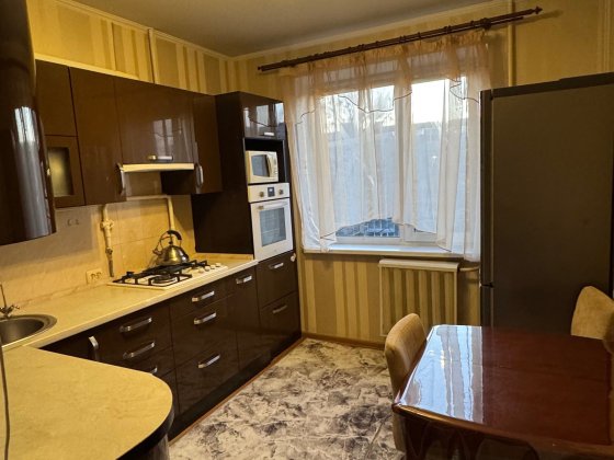 Здам квартиру 2-х кімнатну