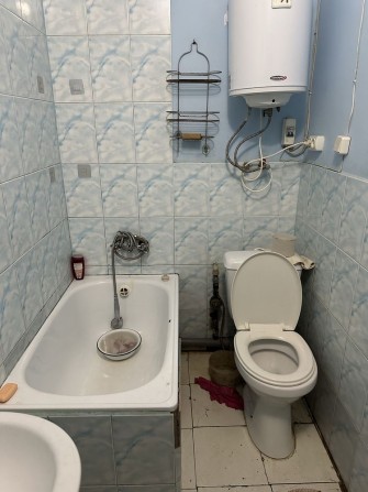 Оренда трикімнатного гуртожитку на Київській, вулиця Гонти. Г. Нарбута - фото 1