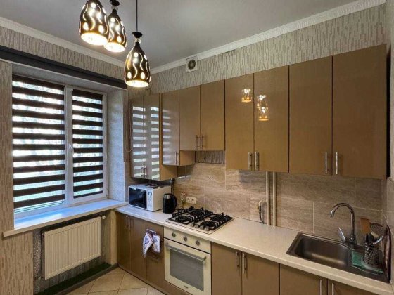 Оренда 3 кім квартири по вул. Героїв Нацгвардії Винница