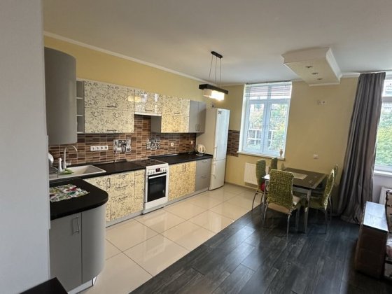 Оренда 3к квартири вул.Саперно-Слобідська 24