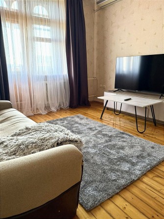 Оренда 3х кімнатної квартири у Вознесенівському р-ні (Сталеварів 17) - фото 1