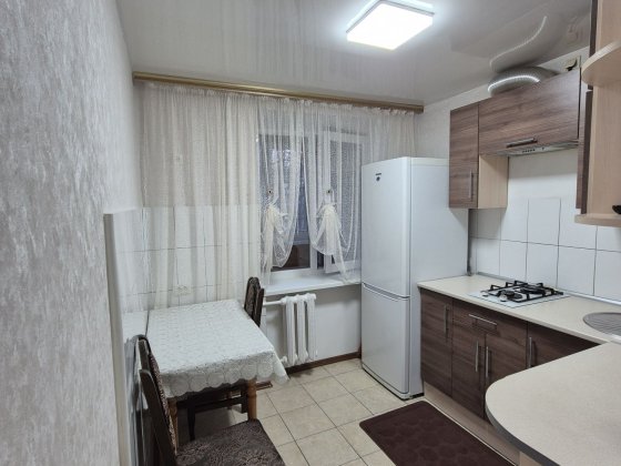 Здам 1к.Р-н Варуса.Цегляний будинок. 2поверх. Запоріжжя