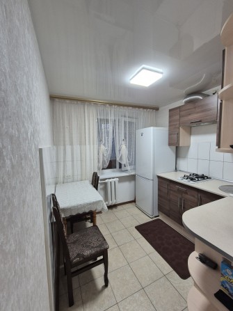 Здам 1к.Р-н Варуса.Цегляний будинок. 2поверх. - фото 1