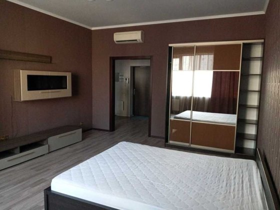 Сдаётся 1-к квартира ул. Владимира Антоновича, 36