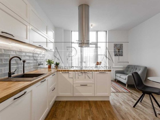 Аренда / Квартира / Печерск,  Верхогляда г. Киев Київ