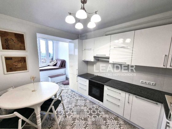 Сдам 1к.Панорамний вигляд на річку!Кондиціонер,Гардероб.Сигналізація! Винница