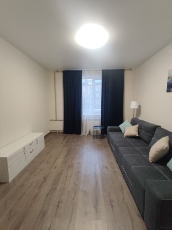 Світло не вимикають! Сдам 3х кім. квартиру у центрі міста ,Сталеварів - фото 1