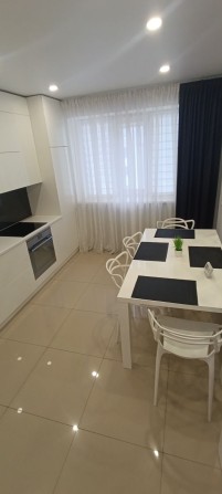 Оренда 1-кім квартири в новобудові Капучино. - фото 1