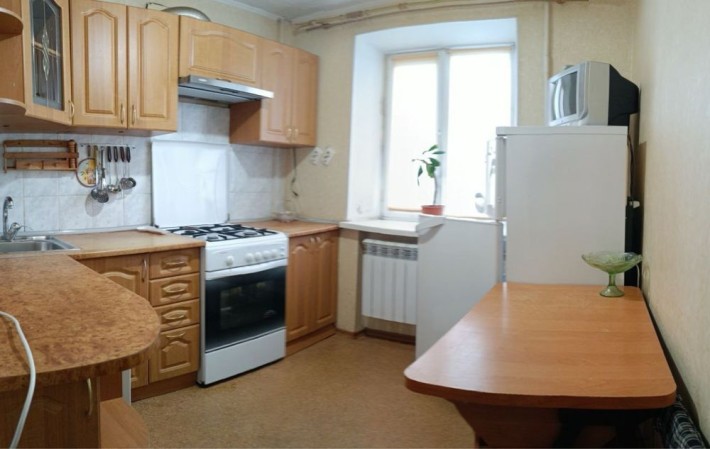 Просторная 2-комнатная квартира с раздельными комнатами - фото 1