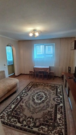 Оренда 2к квартири в центрі - фото 1