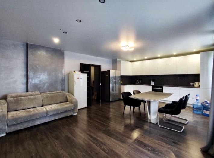 Сдача 3 комн, ЖК Видпочинок, м.Святошино - фото 1