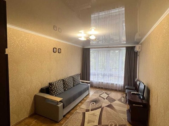 Чудова 1к. квартира метро Дарниця, парк Перемоги,5хв метро. Вільна! Киев