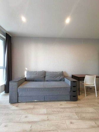 Здається в оренду квартира-студія на вул. Осокорська - фото 1