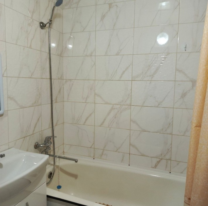 Здається 3-х кімнатна квартира з газовим автономним опаленням - фото 1