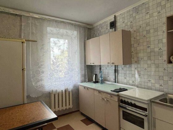 Сдам квартиру район 12 квартала