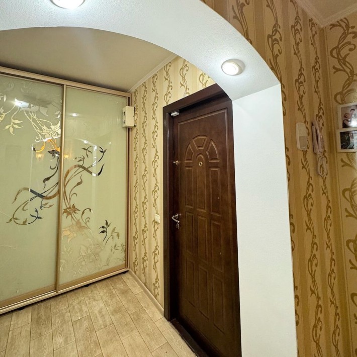 Оренда 4 кімн. квартири на вулиці Євгена Тельнова - фото 1