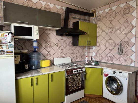 Здається трикімнатна квартира Запоріжжя