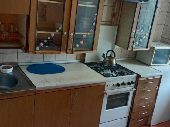 2-х комн.М-Черниговская,Дарница 5 мин. пешком.Теплая.Газ Киев