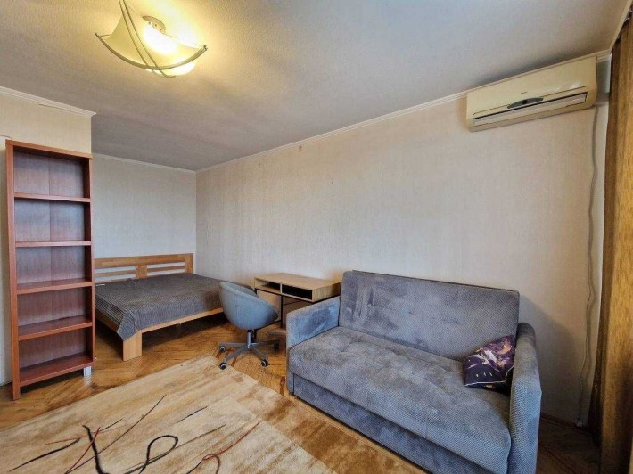 Оренда 1-к квартири на вул. Виставкова - фото 1