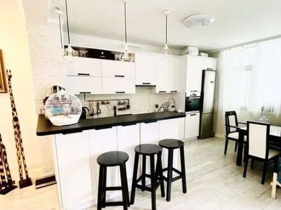 Здається простора 3-кімнатна квартира, вул. Єлизавети Чавдар, 11