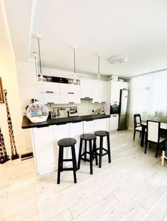 Здається простора 3-кімнатна квартира, вул. Єлизавети Чавдар, 11 - фото 1