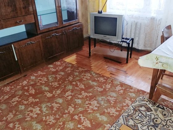 1 квартира, зупинка Пошта, можливо її здача і 2 квартири Запоріжжя