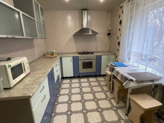 Вільна! 3-кімн кв по вул Харчовій Запорожье