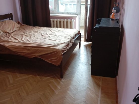 Сдам 4 комнатную квартиру ж м Красный Камень