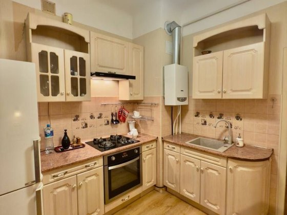 Сдам 2к в центре города. Берут с животными