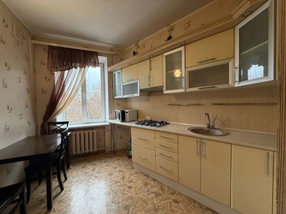 Сдается 1-комн. кв. на б. Шевченко ,свет не выкл Запорожье