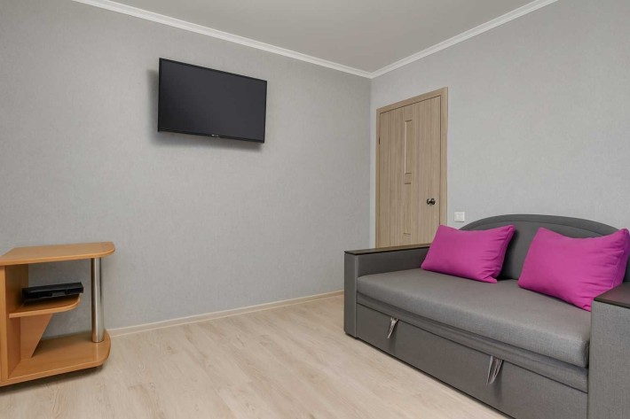 Оренда великої 2к квартири в Шевченківському районі - фото 1