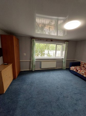 Сдам однокомный домик для одного человека просп.Свободы. - фото 1