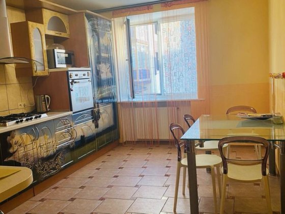 Аренда 3-к квартира ~100м2 в центре города. Кропивницкий