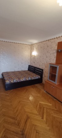 Русанівка, метро Лівобережна, видова на Дніпро і Лавру - фото 1