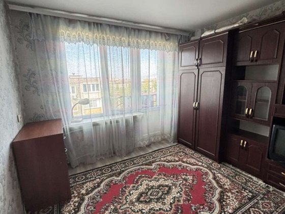 Сдам 1 комнатную квартиру,левый берег ,ул.Гули Королевой 19.