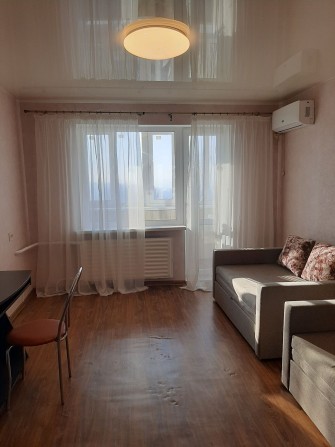 Сдам 1 комн. квартиру на Правом берегу - фото 1