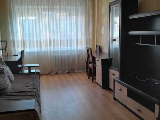 Сдам 3к квартиру пр.Богдана Хмельницкого Титова