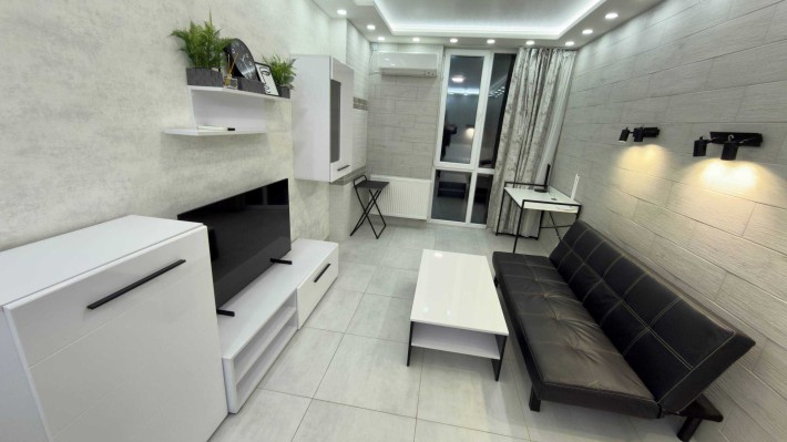 Оренда. 1-кімнатна квартира, 45 квадратів. Євроремонт. ЖК Лісопарковий - фото 1