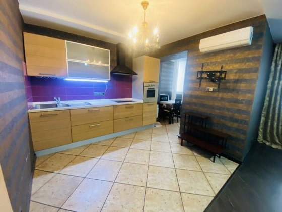 Оренда трикімнатної квартири.Меблі, техніка Запоріжжя